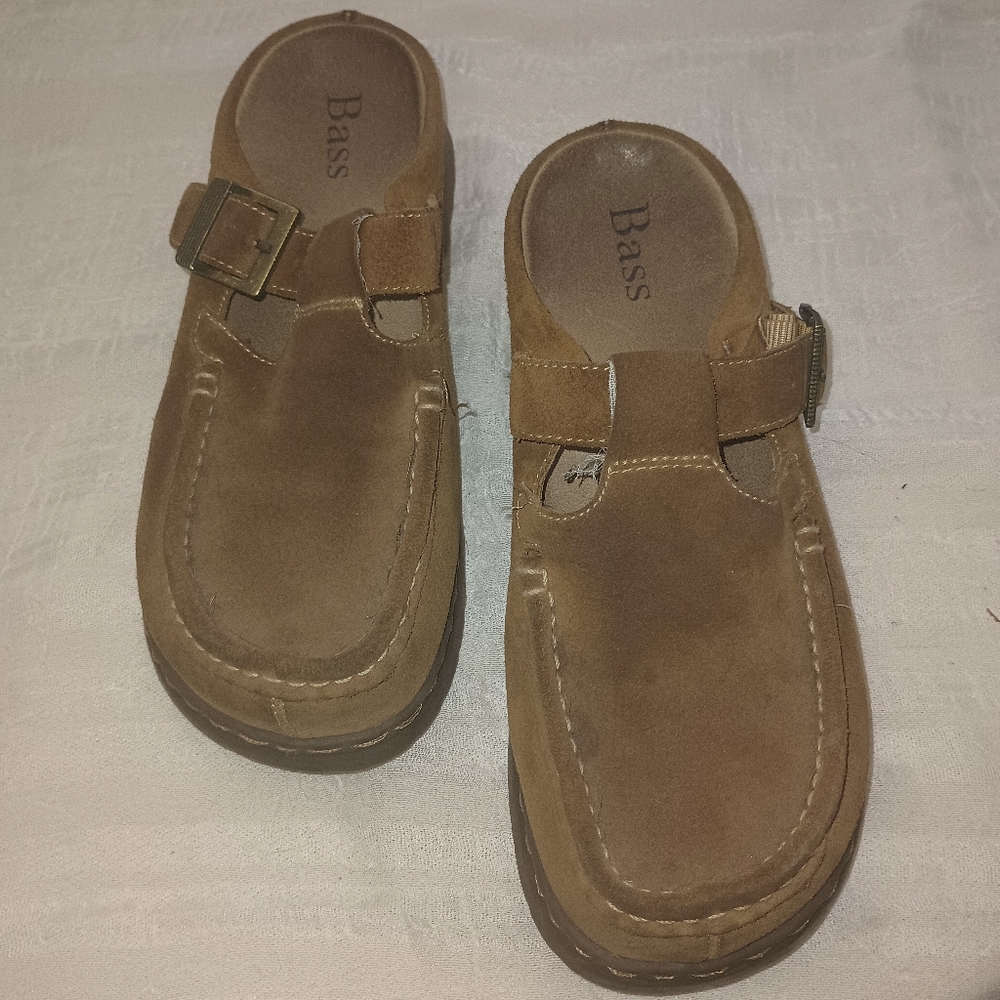 Bass Tan Suede Mules